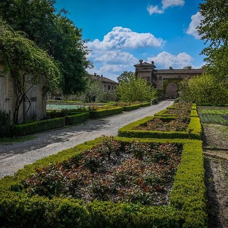 Polesine Parmense Antica Corte Pallavicina Relais מראה חיצוני תמונה