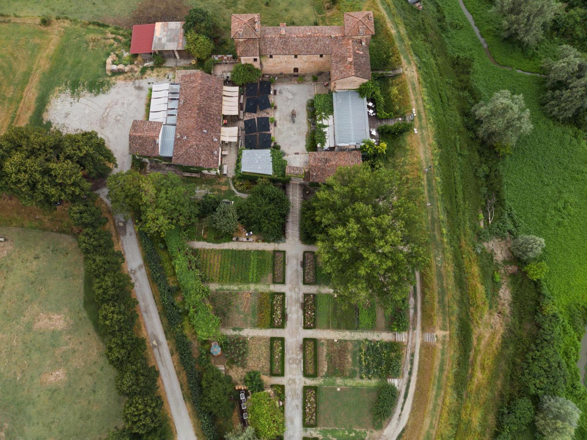 Polesine Parmense Antica Corte Pallavicina Relais מראה חיצוני תמונה